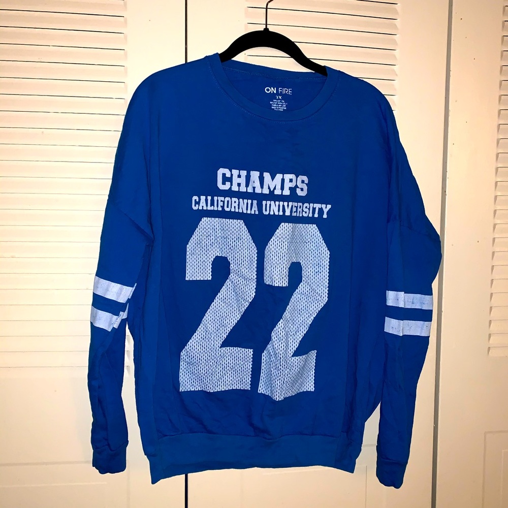 Pullover Sweatshirt varsity style